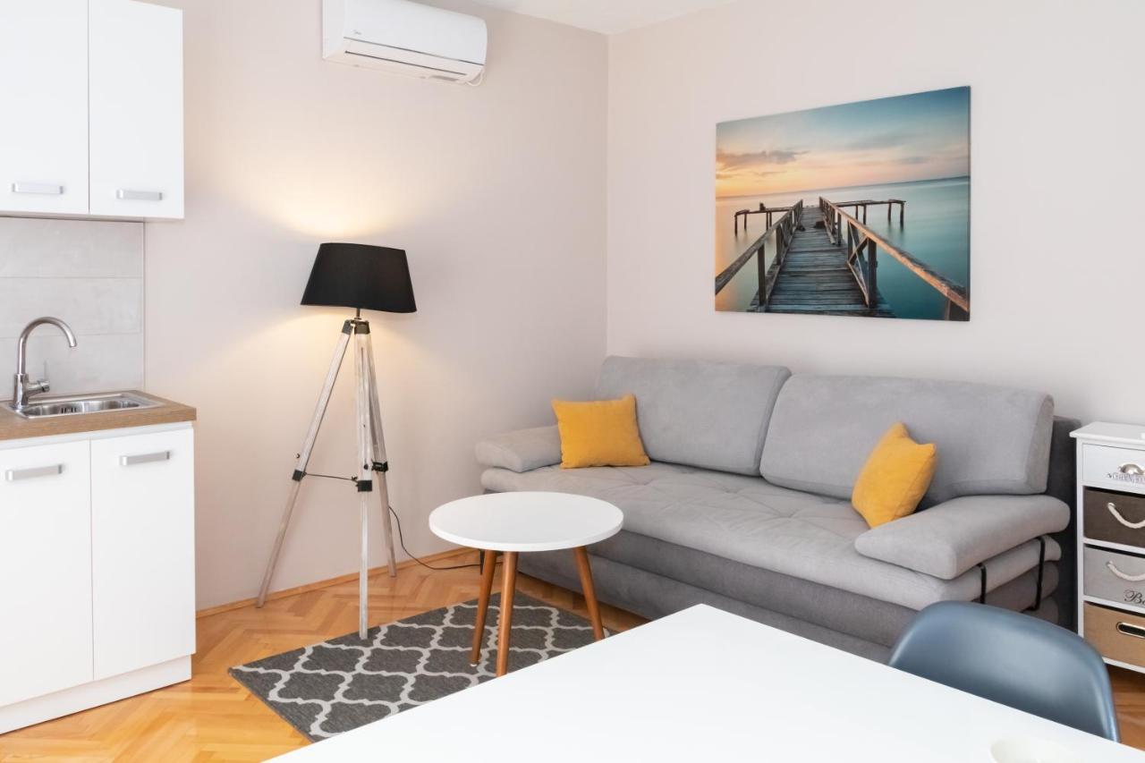 Cozy Studio Vanja Vodice Apartment Exterior photo